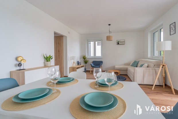 Panor�m�s luxus lak�s Balatonf�ldv�ron