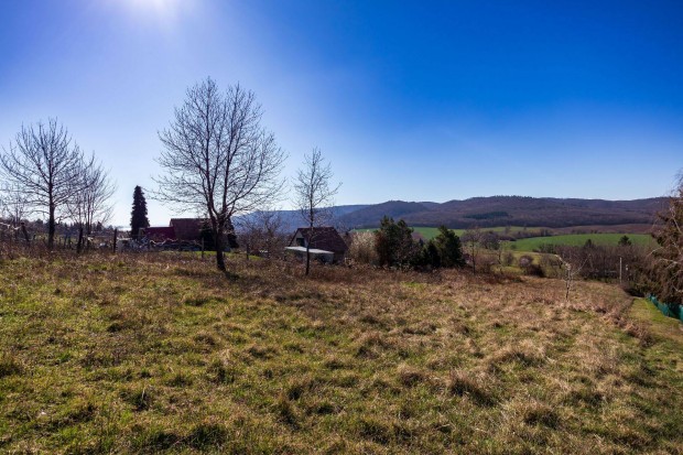 Panorámás telek, Várvölgy