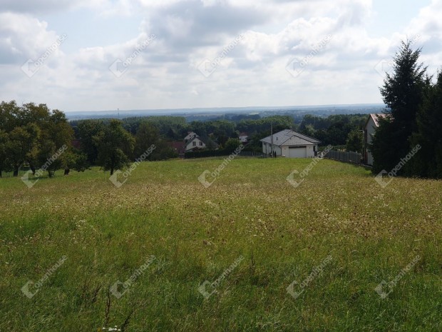 Panorms telek elad Zalakaroson.