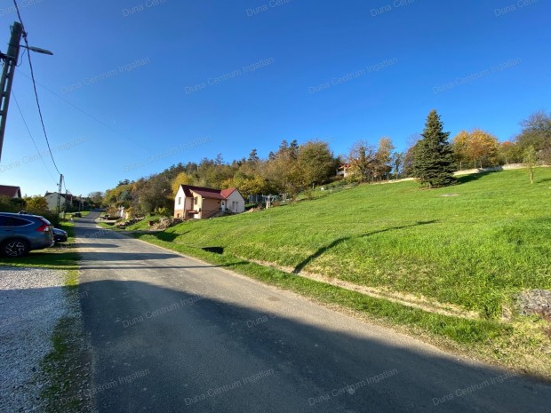 Panorms telek elad !