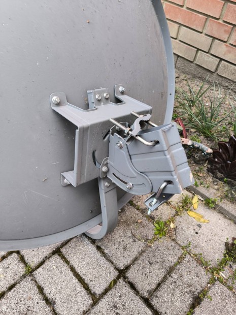 Parabola antenna 80 cm új