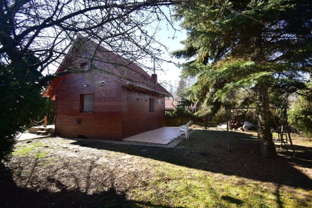 Parkerdei nyugalom, t�lies�tett lakhat� h�zik�val