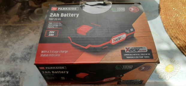 Parkside aksi 20v 2ah új papirjával dobozában.