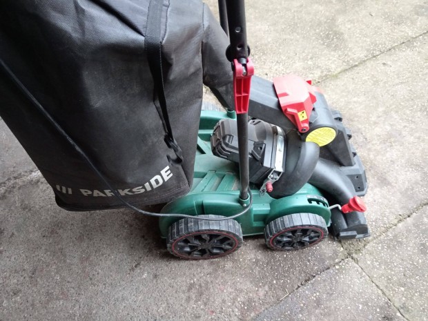 Parkside levelsepr� szinte �j. Dar�l�s