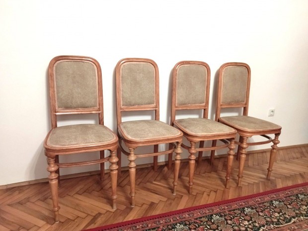 Parlamentbl szrmaz antik thonet szkek