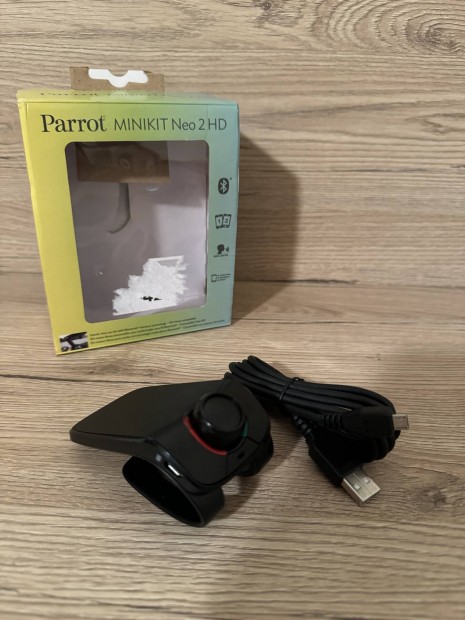Parrot Minikit Neo 2 HD bluetooth kihangost