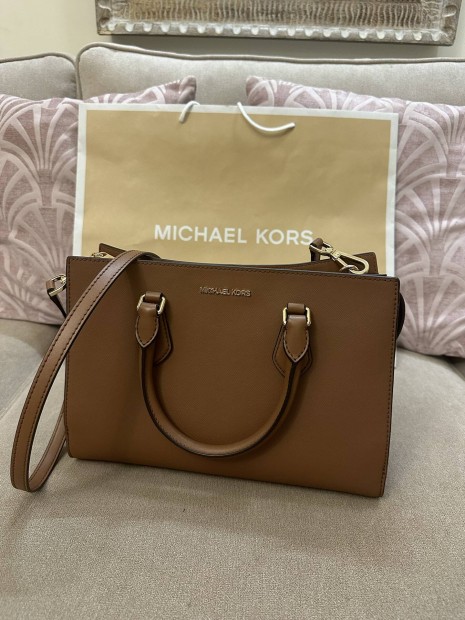 Parszol hasznalt Michael Kors taska