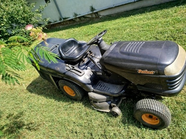 Partner fnyr traktor