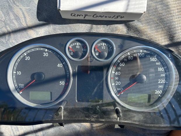 Passat B5.5 3bg nagy kijelzős műszerfal dízel