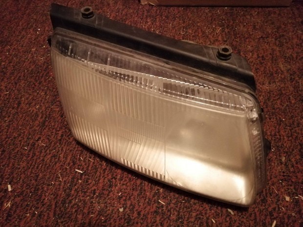 Passat B5 f�nysz�r� jobb Hella H7/H4 k�dl�mp�s