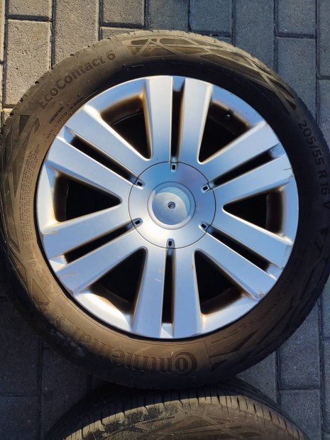 Passat B6 alufelni garnitra 5x112 205/55 r16 golf 5 touran