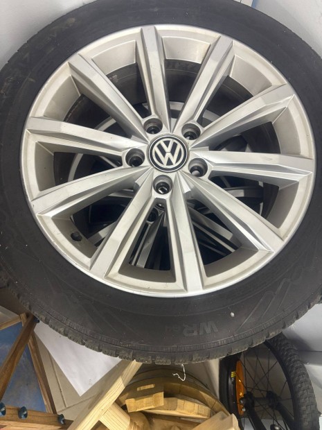 Passat B8 gyri alukerk