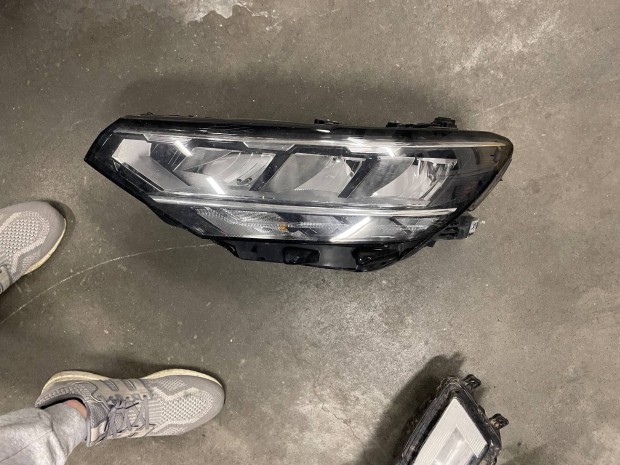Passat b8.5 full led fnyszr Bal els