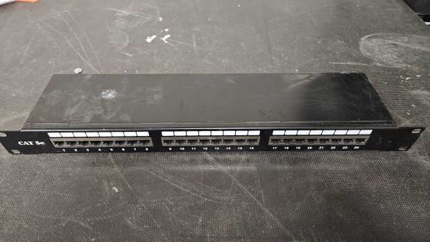 Patch panel - 24 portos cat5e