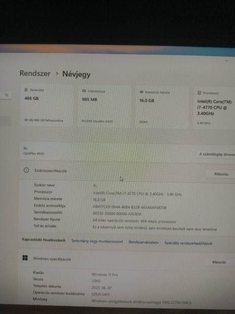 Pc eladó egyben. Monitorral .Perifériákkal, asztallal együtt