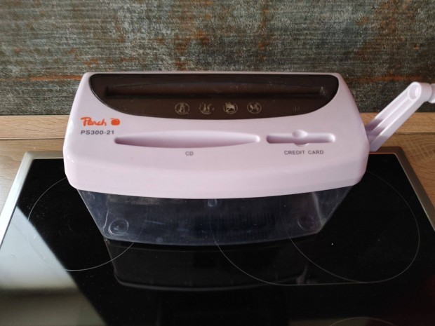 Peach PS300-21 kézi iratmegsemmisítő papír, bankkártya és cd/dvd i