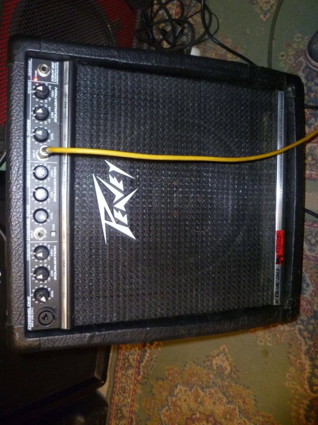 Peavey KB 30 szinti komb