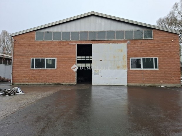 P�celi elad� 950 nm-es rakt�r