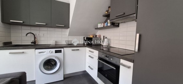 P�cs-Tettye-�jszer�-kertkapcsolatos-gar�zs lehet�s�ggel!