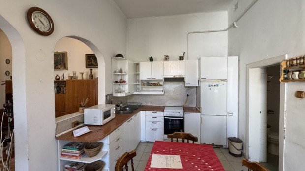 Pécs- Belvárosi, 65 m2-es lakás eladó!