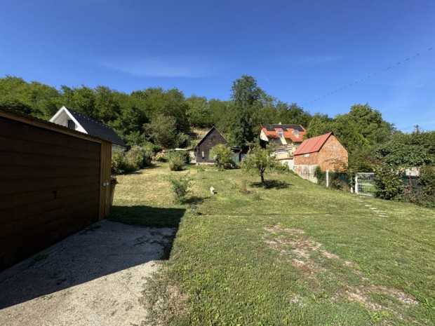 P�cs- Postav�lgy, belter�leti telek elad�!