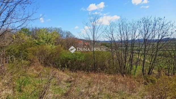 P�cselyi elad� 2017 nm-es telek