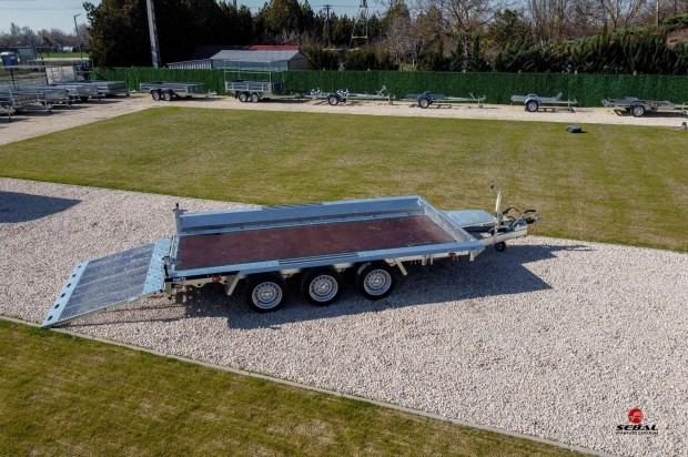 Pécsen Martz Bau 400 - 3 tengelyes gépszállító Akciósan 2.690.000 Ft
