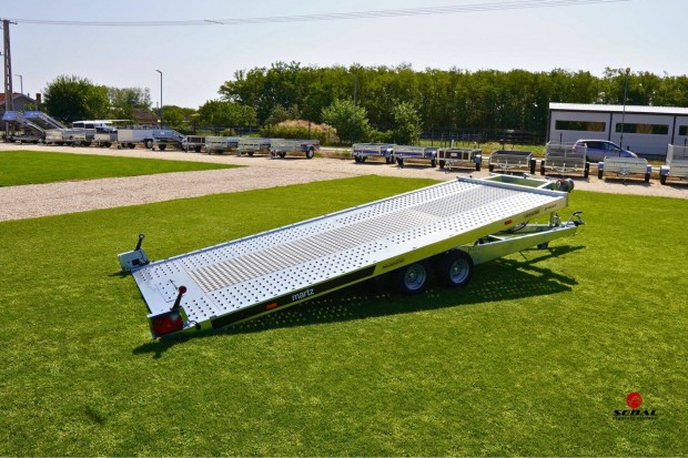 Pcsen j akcis 4.7m-es billens autszllt utnfut 2.690.000 Ft