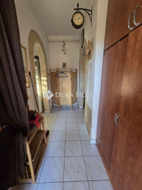 P�csi 120 nm-es h�z elad�