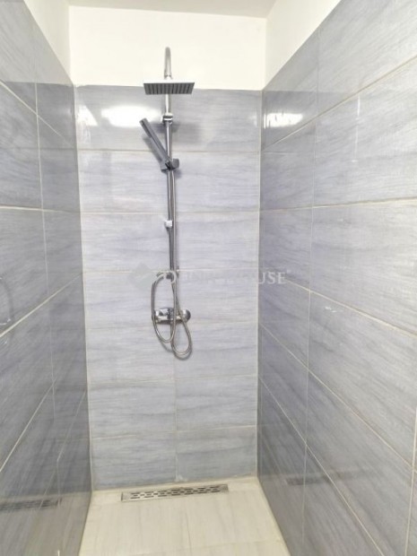 P�csi 62 nm-es lak�s kiad�