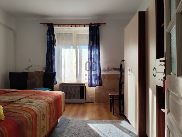 P�csi elad� t�gla t�rsash�zi lak�s