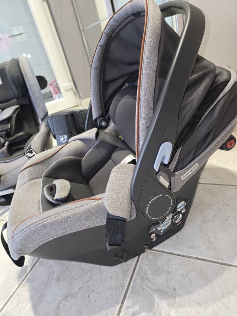 Peg Pérego I-Size babahordozó + isofix