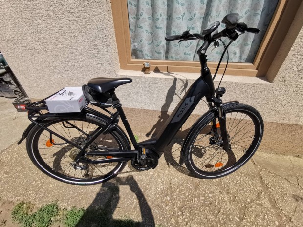 Pegasus 28-as női pedelec elektromos kerékpár ingyen futár
