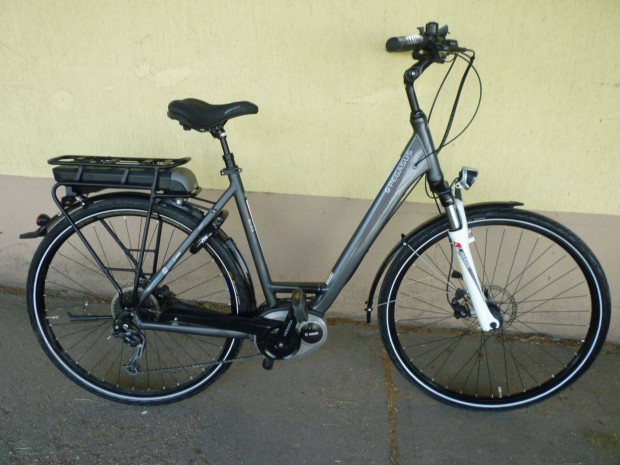 Pegasus 28 elektromos bosch e-bike pedelec kerkpr 1700 km