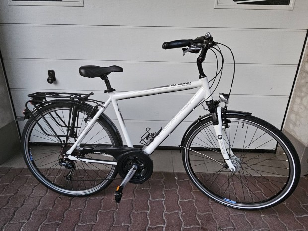 Pegasus Solero Alu Light 28-as trekking kerékpár