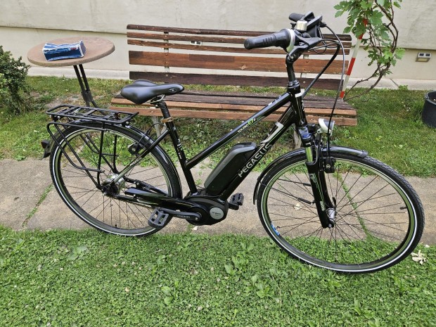 Pegasus Solero E7f 28-as Bosch ebike elektromos kerékpár