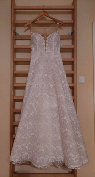 Pekk Anita Haut Couture menyasszonyi ruha