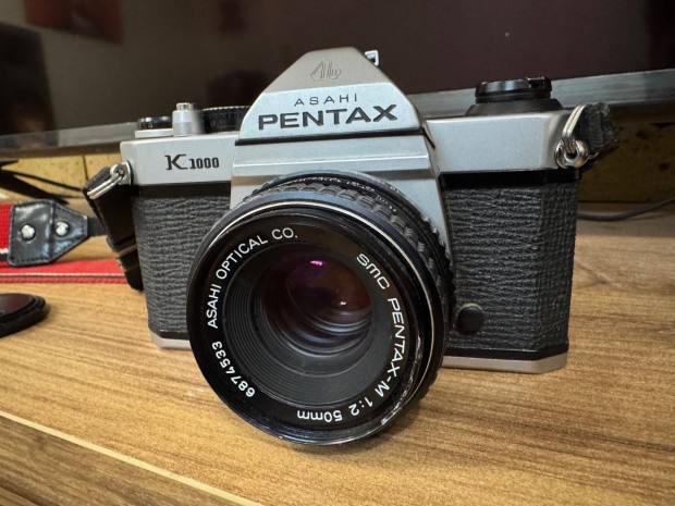 Pentax K1000 filmes fényképezőgép