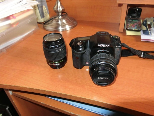 Pentax K10 D tükörreflexes fényképezőgép plusz objektívvel eladó