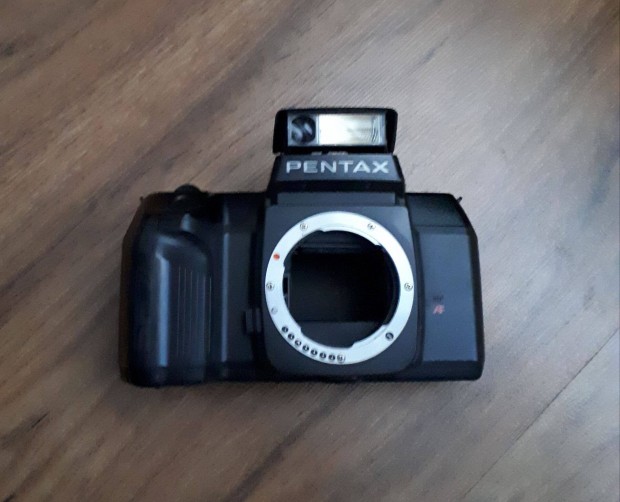 Pentax SF7 fényképezőgép váz