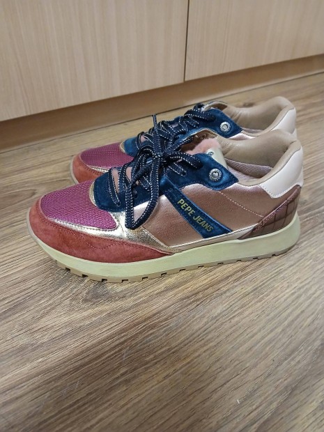 Pepe Jeans sneakers 38