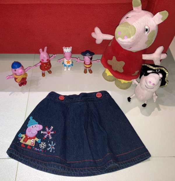 Peppa pig csomag: figurk, rfg plss, szoknya 92; Peppa malac jtk