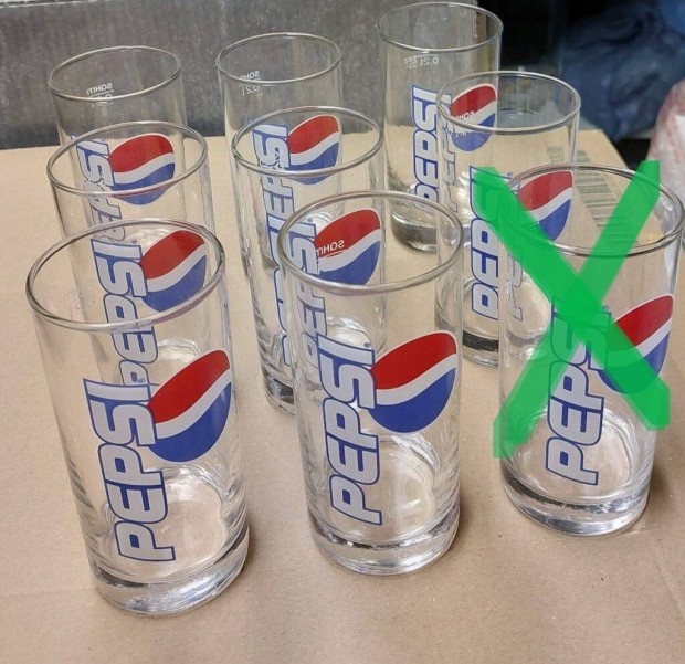 Pepsi pohár 8 db 2 dl-es és 4 db 3 dl-es, pohárkészlet