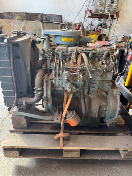 Perkins diesel motor elad