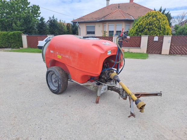Permetez Axial 1000L