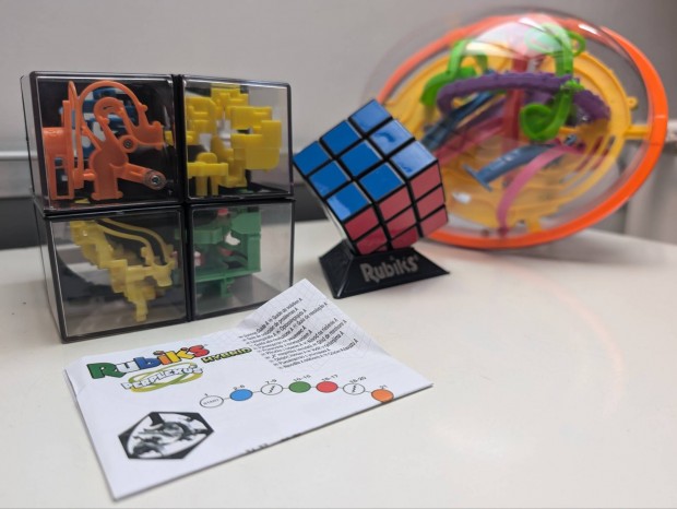 Perplexus Rubiks Hybrid s 3X3 Rubik kocka + golyplya 