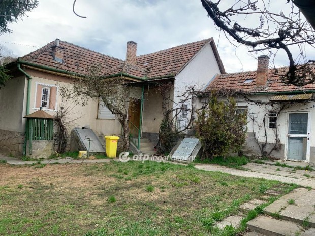 P�terv�s�rai elad� 60 nm-es h�z