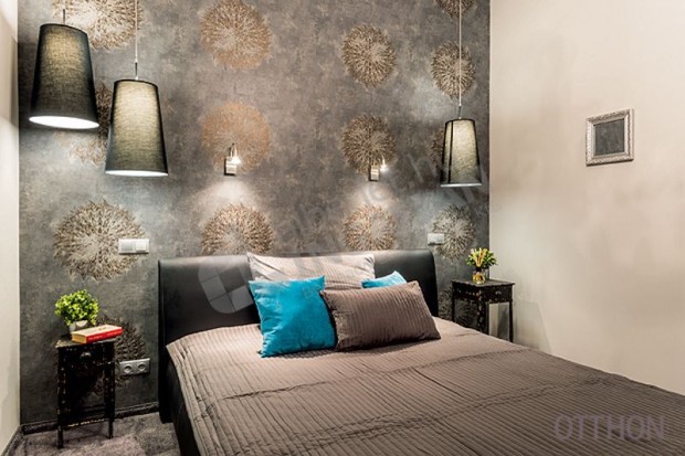 Pet�fi S�ndor utc�ban luxuslak�s kiad�