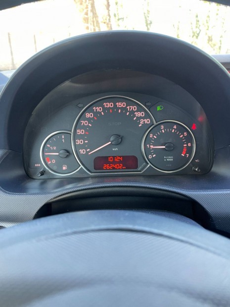 Peugeot 1007. 1,4 Elad