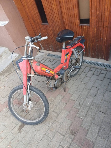 Peugeot 103 alkatr�sz.